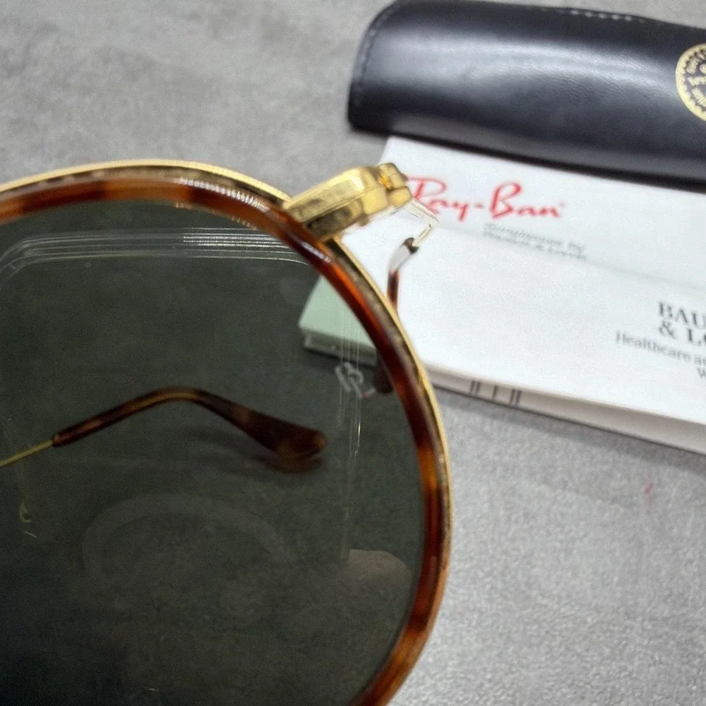 Vintage RAY BAN W1674 YOUTH SIZE Bausch & Lomb Round Sunglasses
